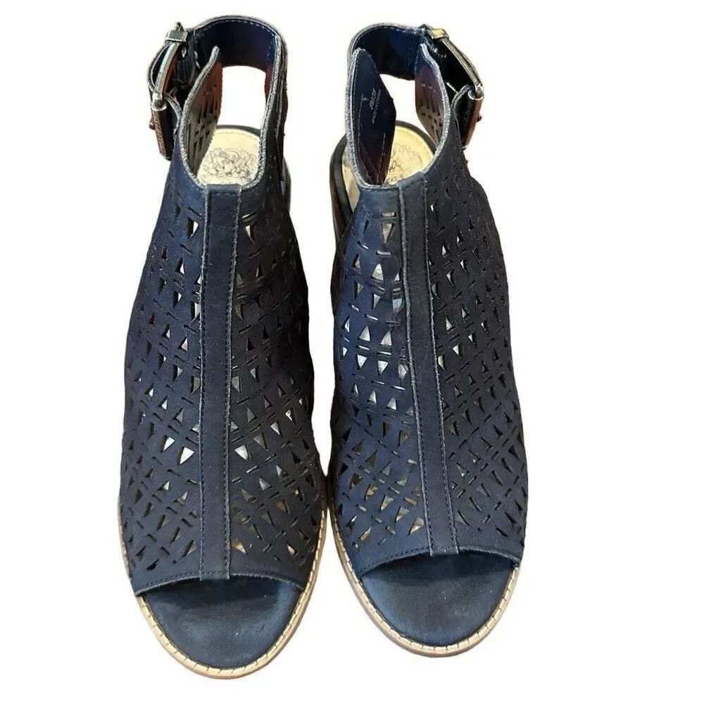 Vince Camoto Triana Mule in Navy- size 8